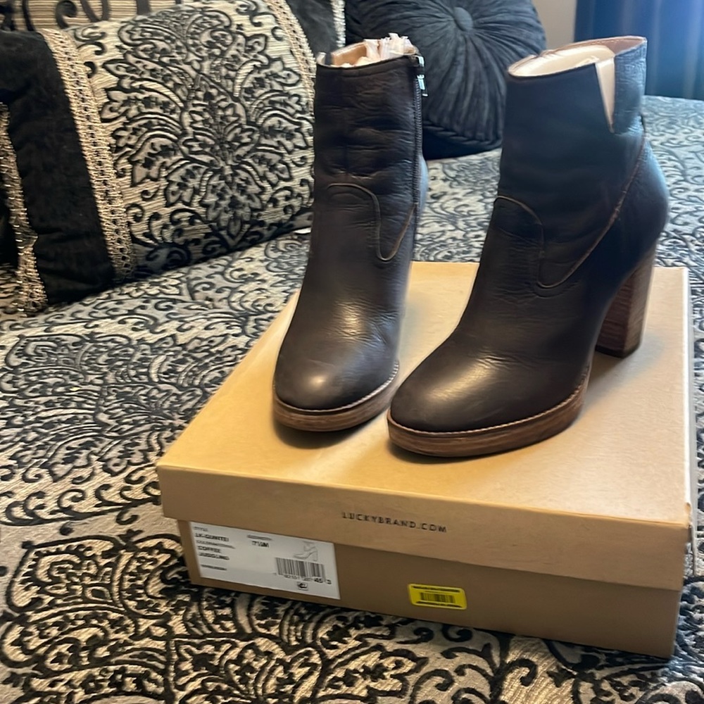 Lucky Brand booties in a size 7.5M. Used coffee color